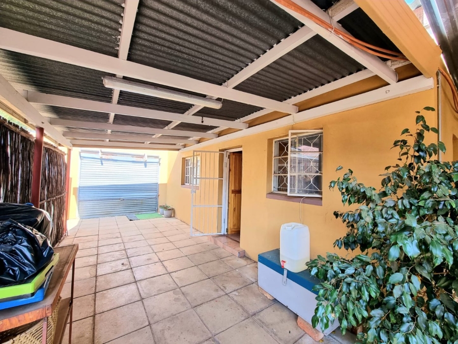 3 Bedroom Property for Sale in Beaconsfield Northern Cape